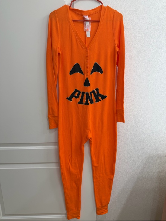 PINK Victoria's Secret Other - Pink by Victoria’s Secret Halloween 2026
